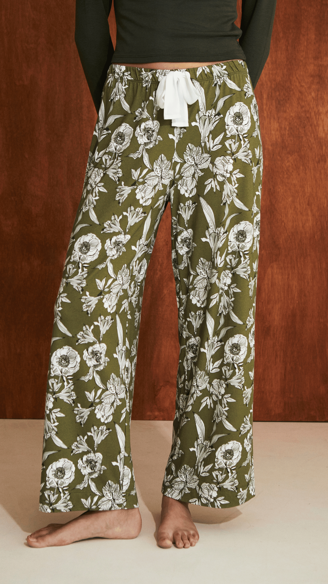 PJ Pant Olive Garden y Top Slim Moss