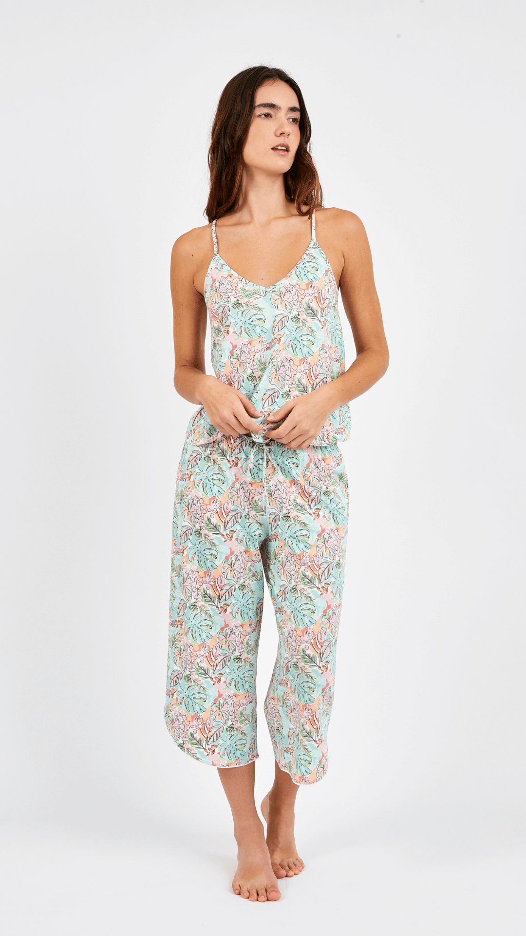 PJ Capri & Top Tiritas Tropical